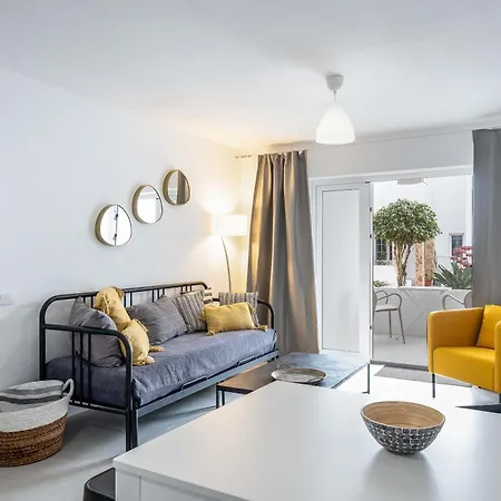 Olas Apartment *